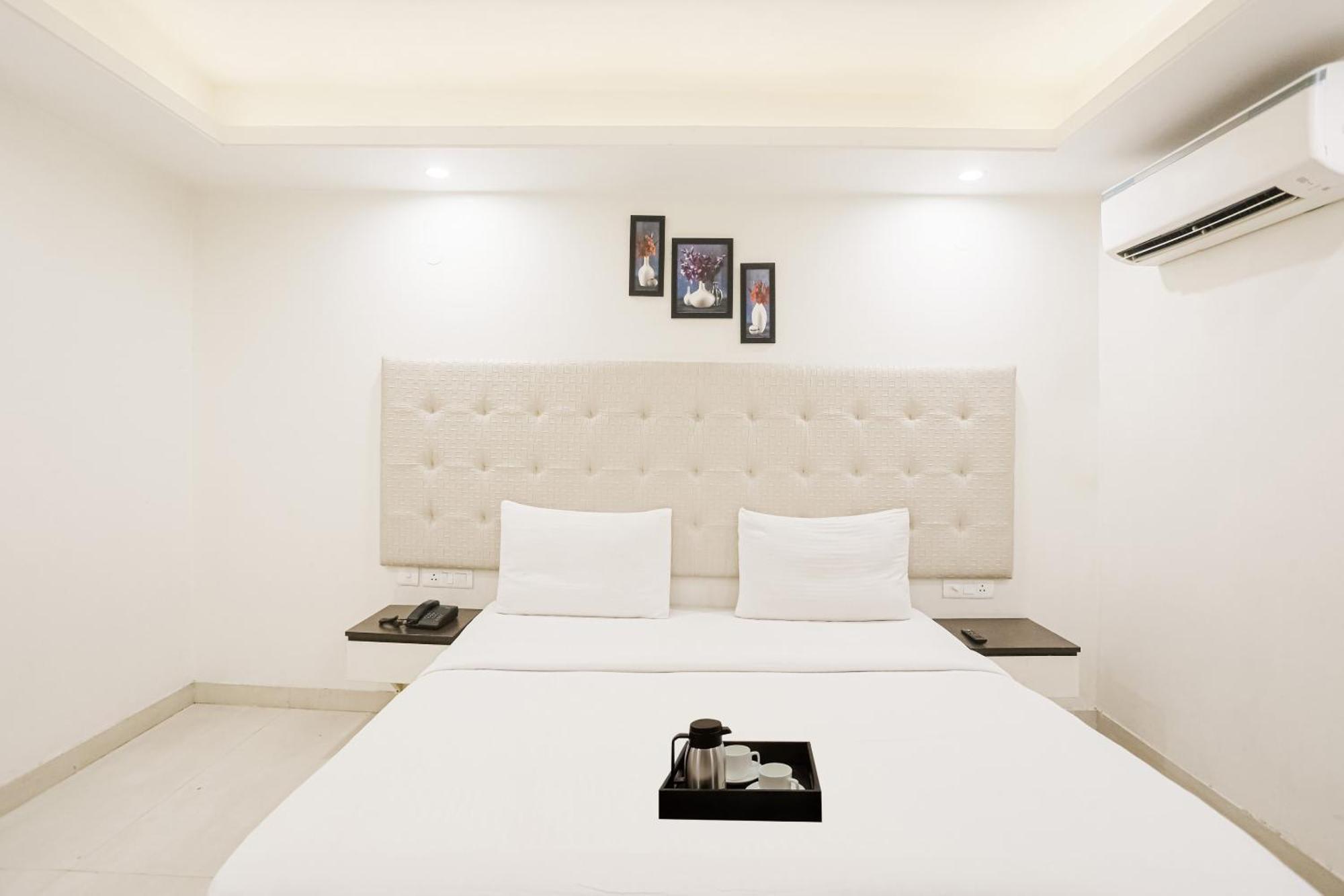 Townhouse The Amv Hotel Gurgaon Exterior foto
